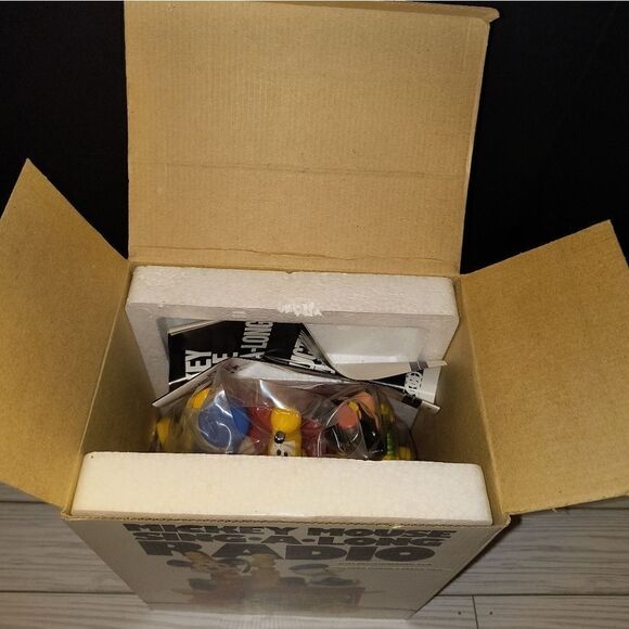 Disney Mickey Mouse Donald Duck Vintage Sing a Long Radio in Original Box - Picture 5 of 9